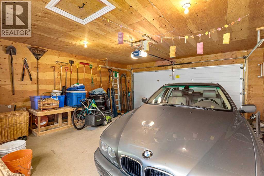 Single Family House for Sale in   Avenue NW Sunnyside Calgary 