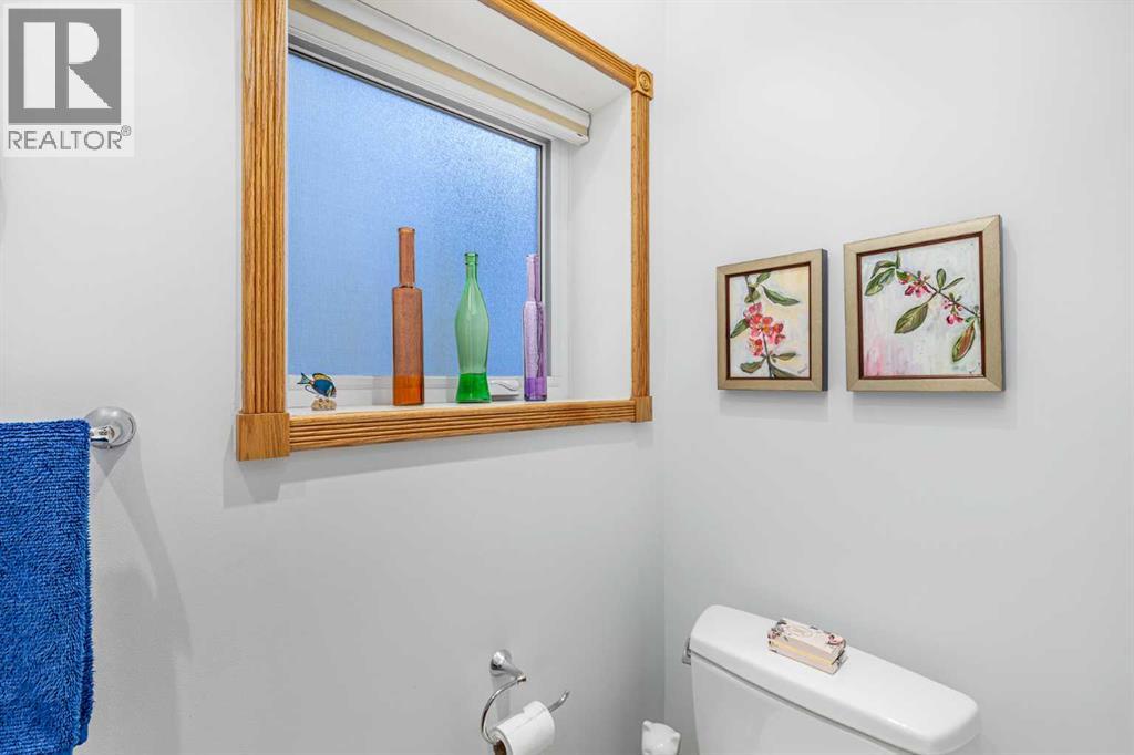 Single Family House for Sale in   Avenue NW Sunnyside Calgary 