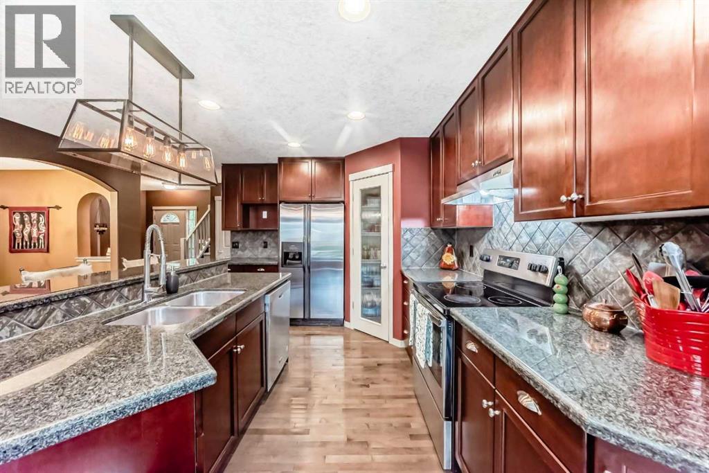 Single Family House for Sale in  New Brighton Manor SE New Brighton Calgary 