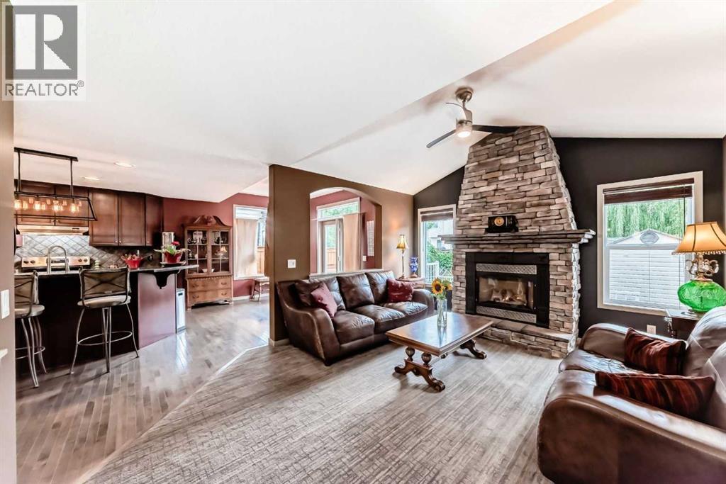 Single Family House for Sale in  New Brighton Manor SE New Brighton Calgary 