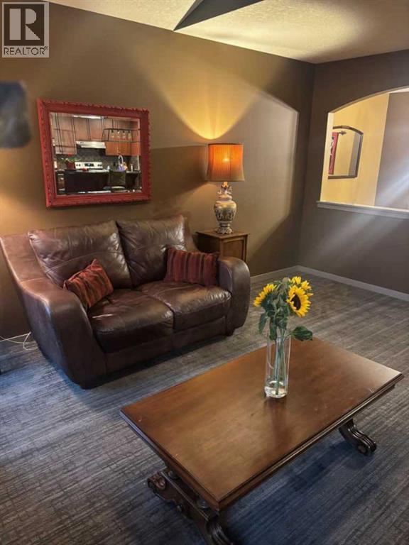 Single Family House for Sale in  New Brighton Manor SE New Brighton Calgary 