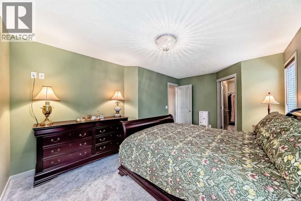 Single Family House for Sale in  New Brighton Manor SE New Brighton Calgary 