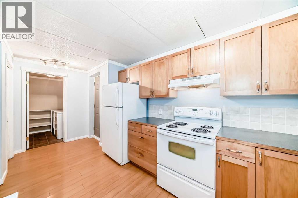 Single Family House for Sale in  New Brighton Manor SE New Brighton Calgary 