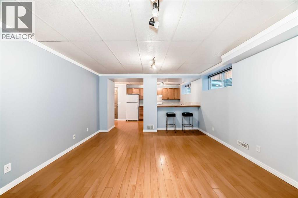 Single Family House for Sale in  New Brighton Manor SE New Brighton Calgary 
