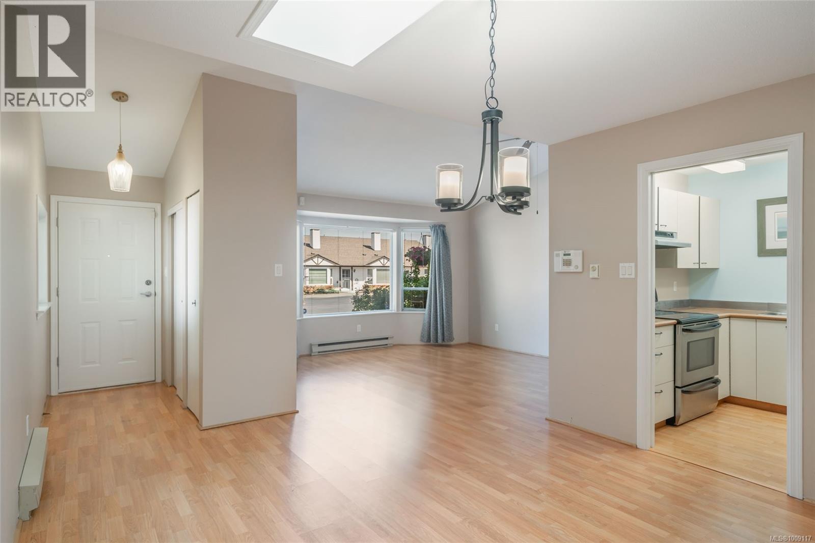 Photo 5 of 42 120 Finholm St N, Parksville BC