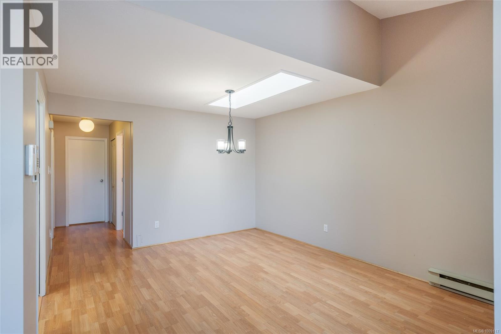 Photo 13 of 42 120 Finholm St N, Parksville BC