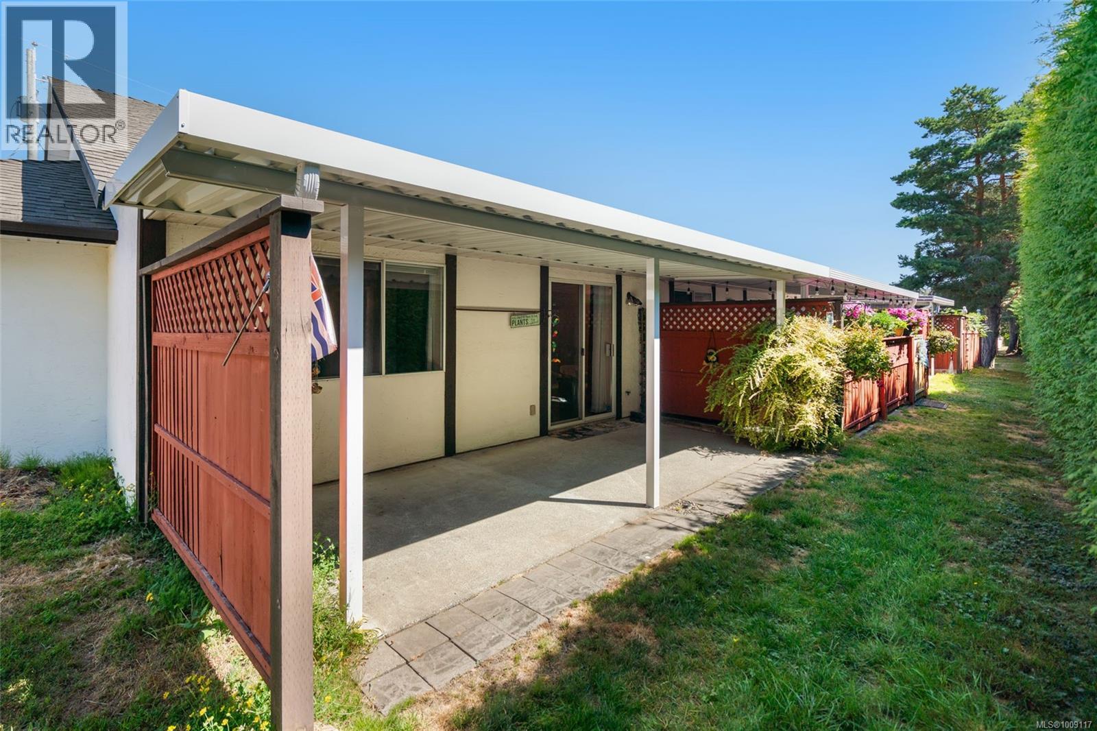 Photo 23 of 42 120 Finholm St N, Parksville BC