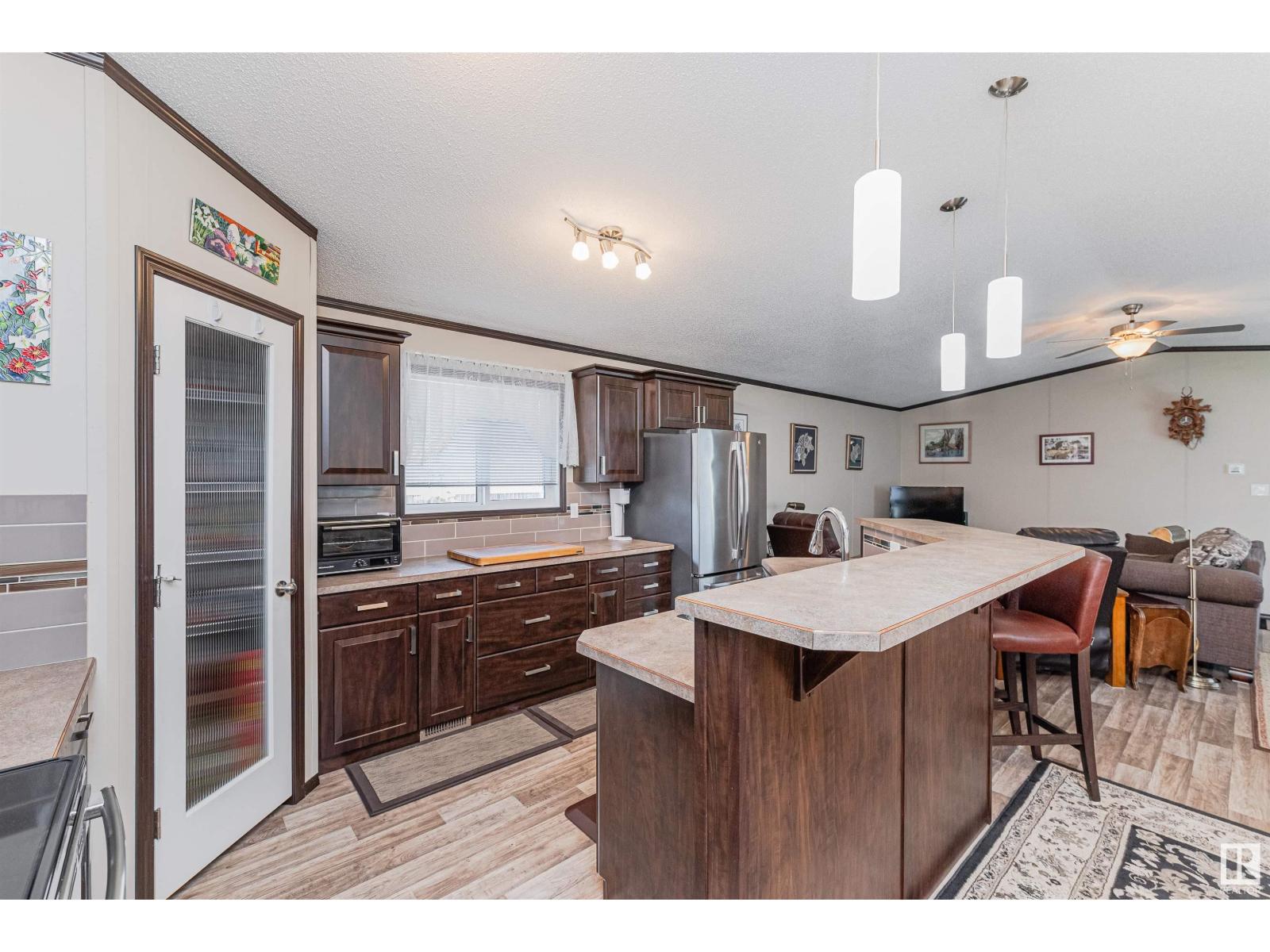 Photo 37 of 13 Laurel Dr, Morinville AB