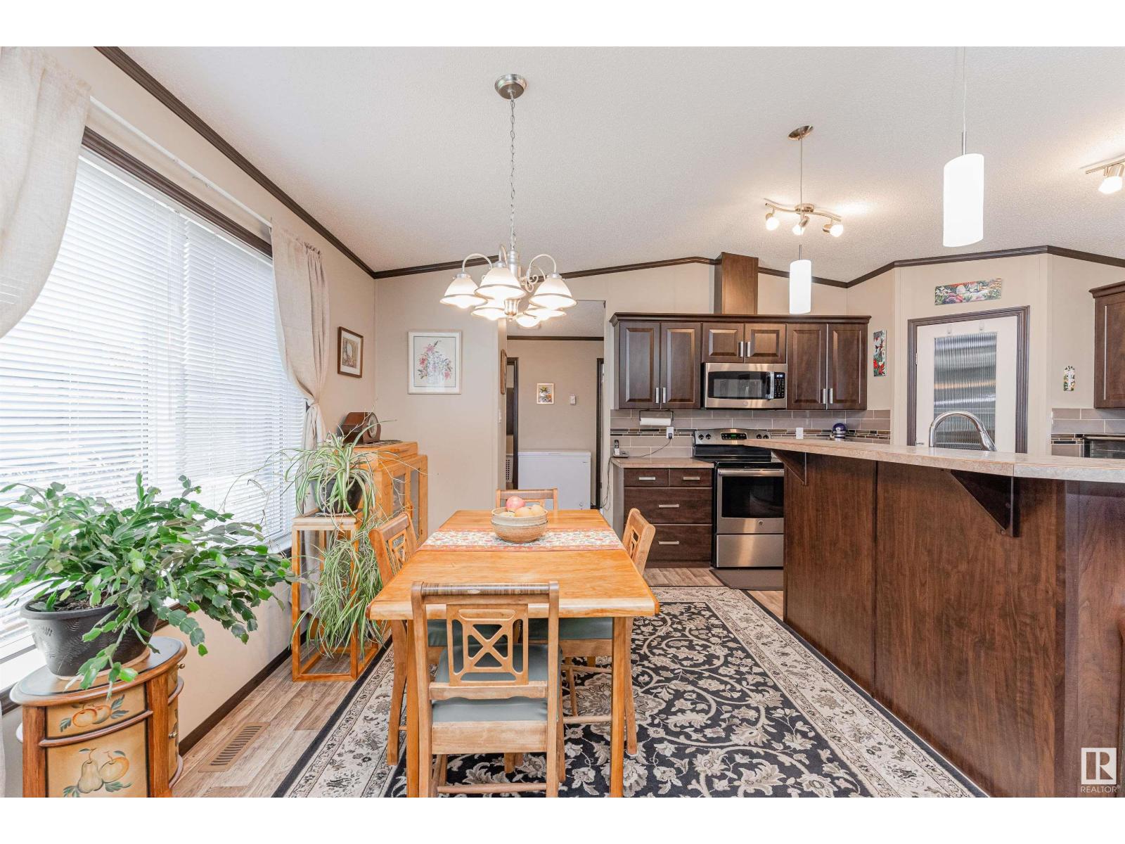Photo 39 of 13 Laurel Dr, Morinville AB