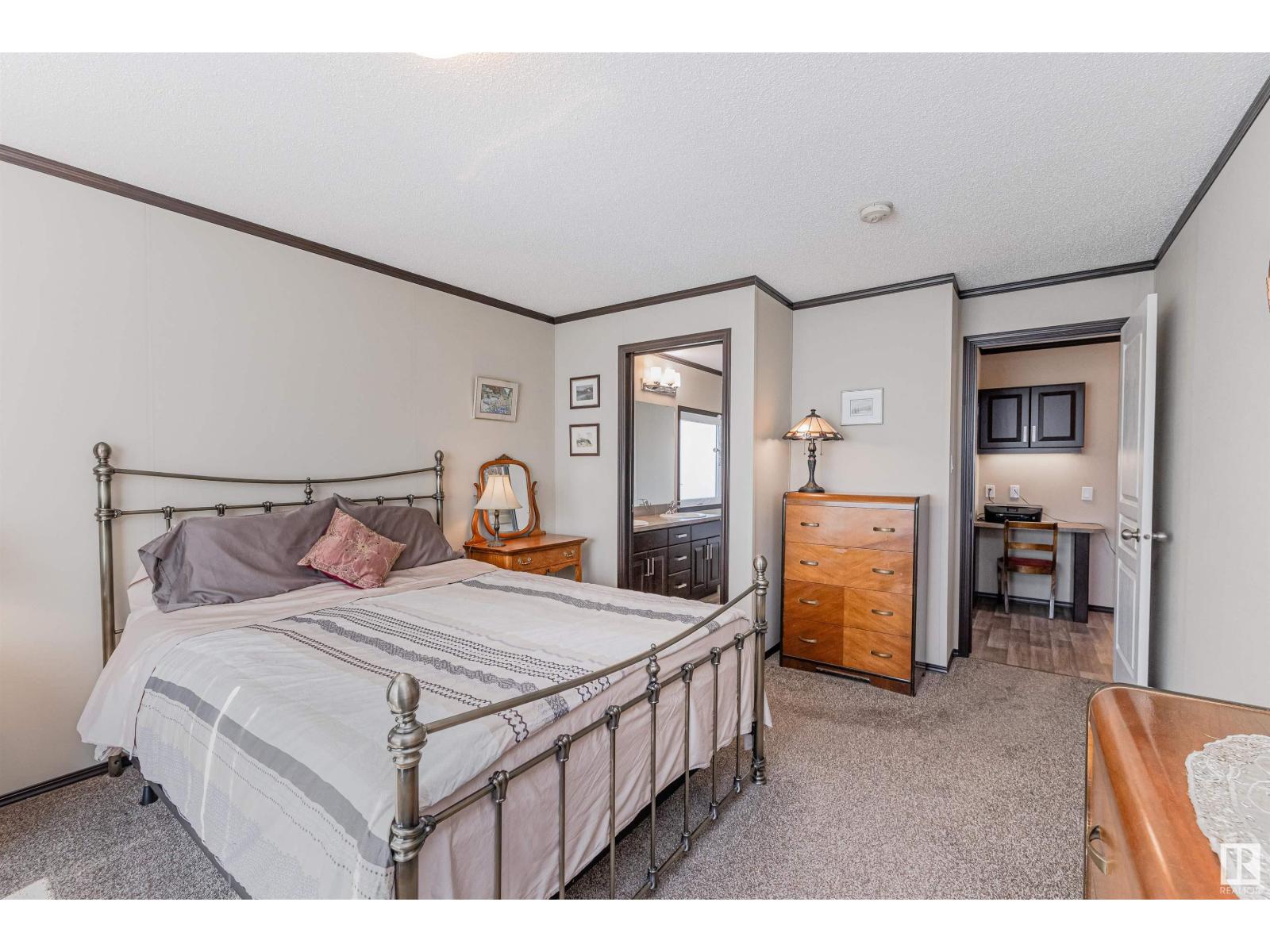 Photo 31 of 13 Laurel Dr, Morinville AB