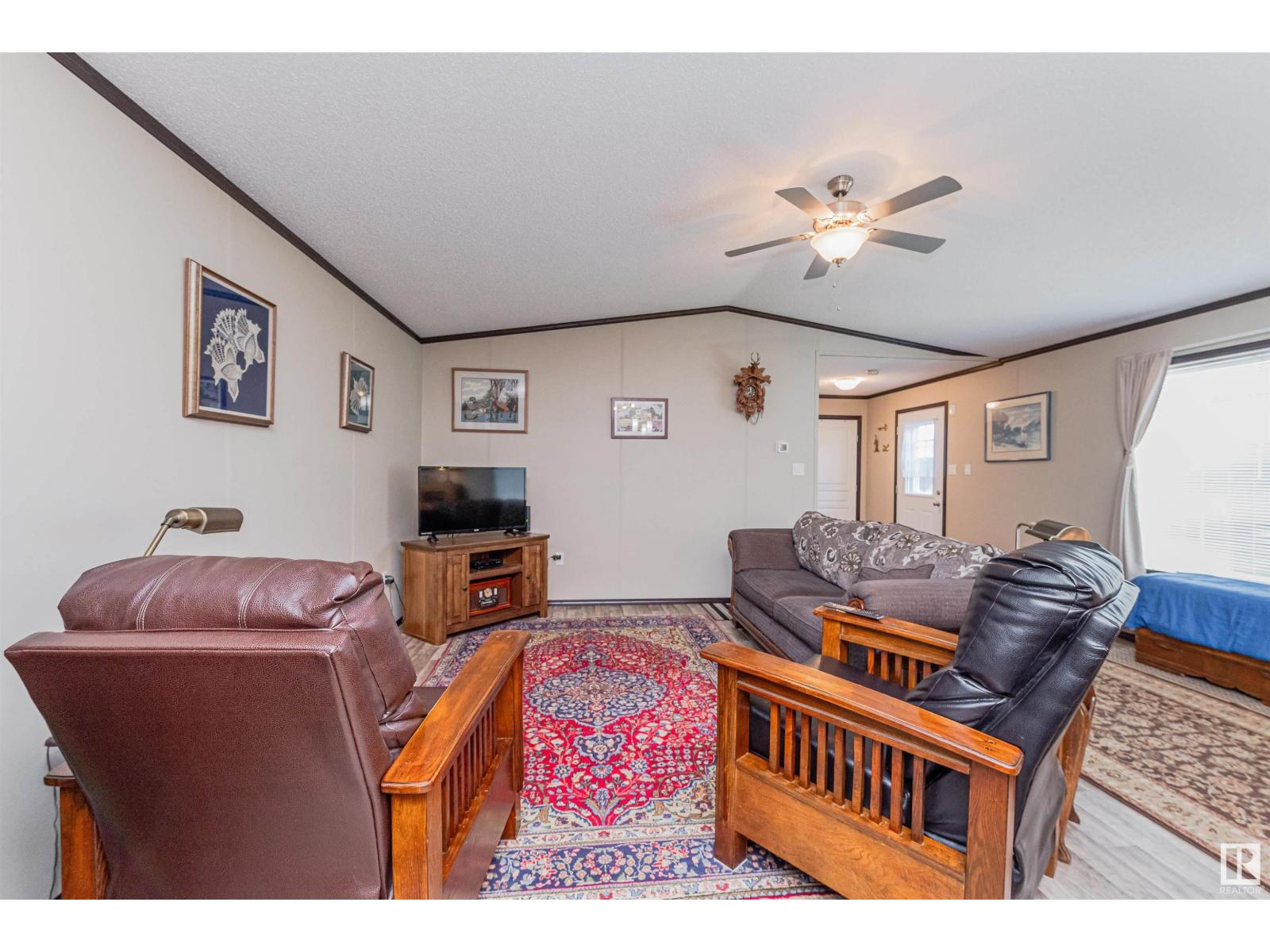Photo 23 of 13 Laurel Dr, Morinville AB