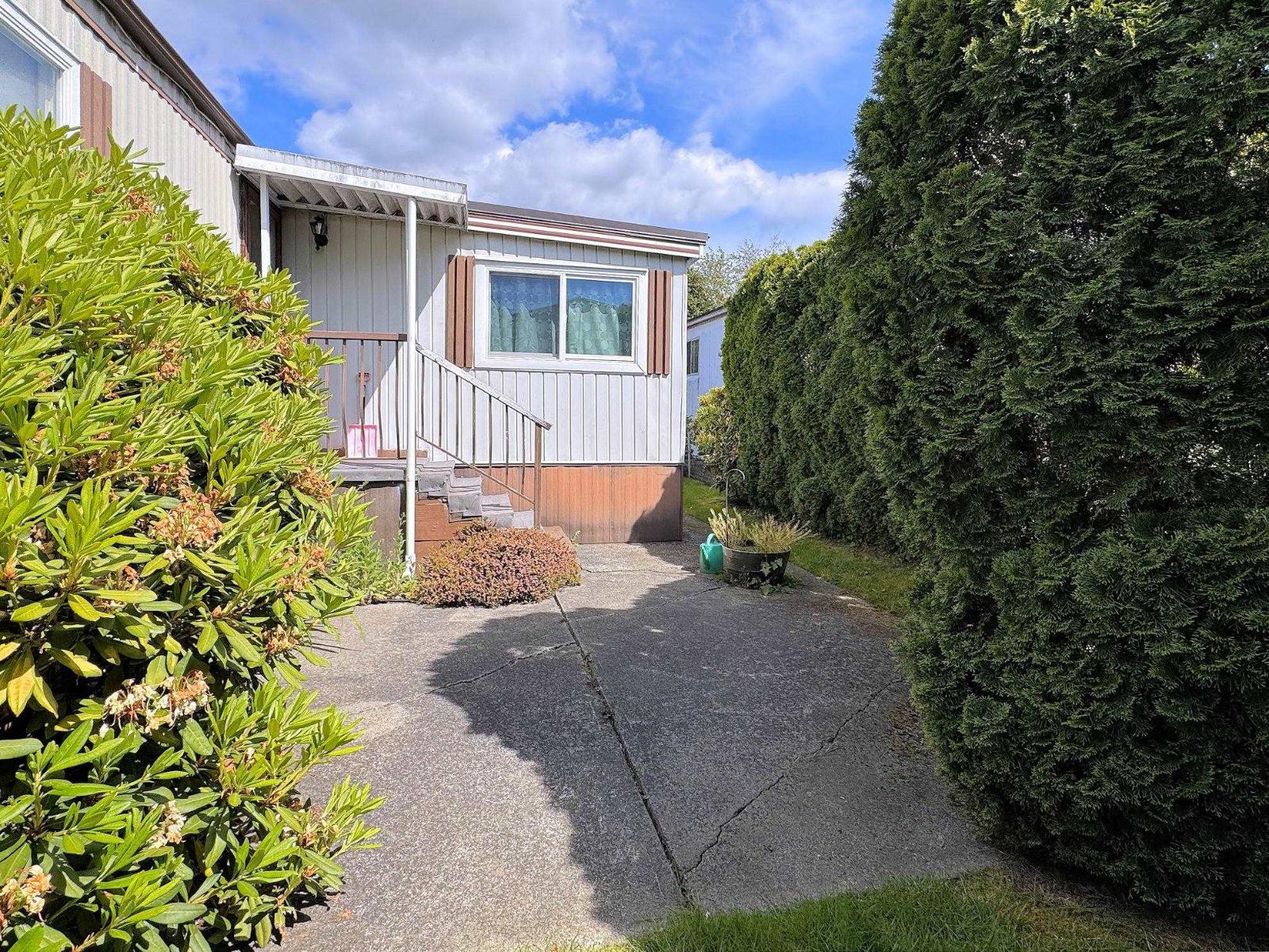 Photo 7 of 48 13507 81 Avenue, Surrey BC