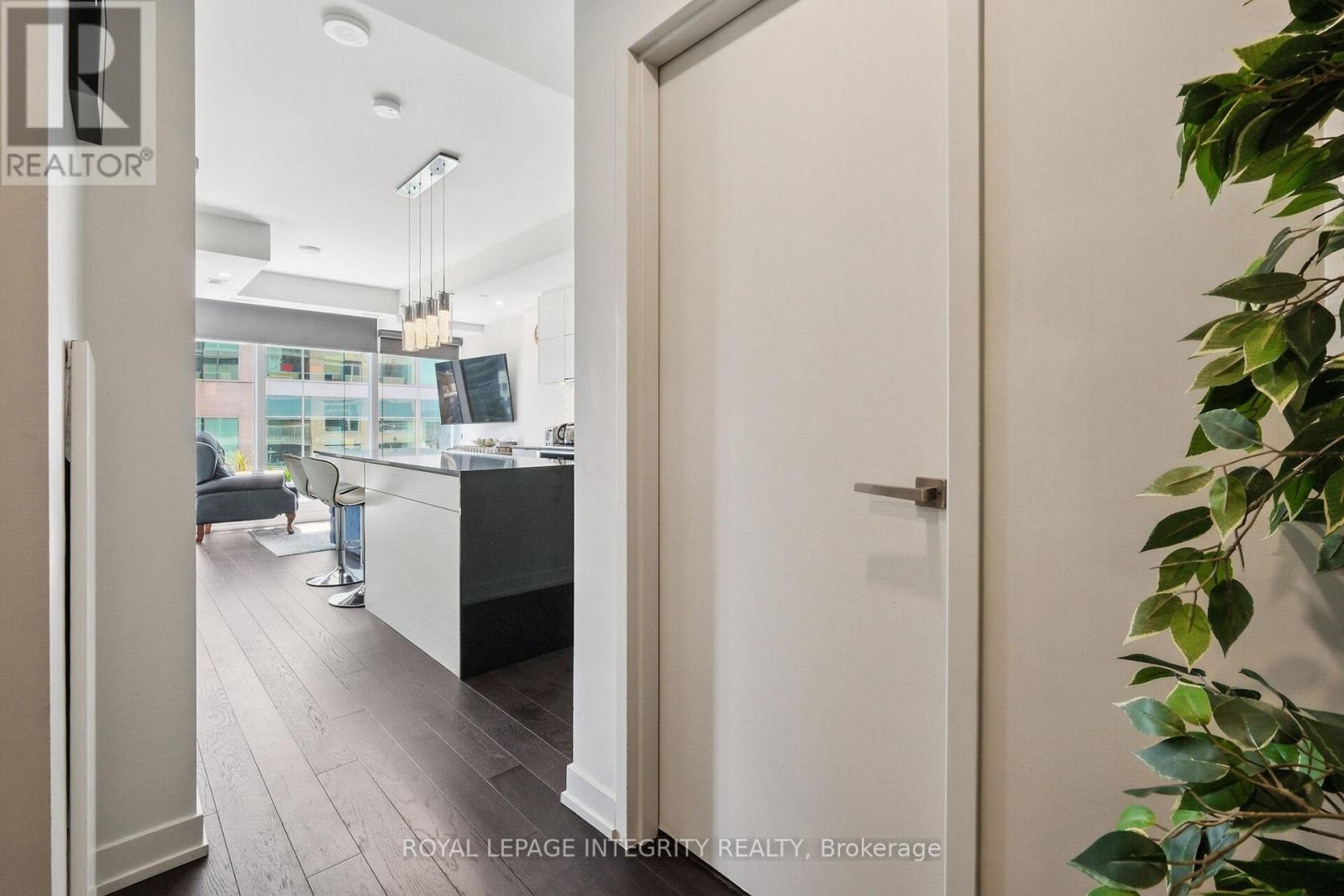 Photo 12 of 1409 101 Queen Street, Ottawa ON