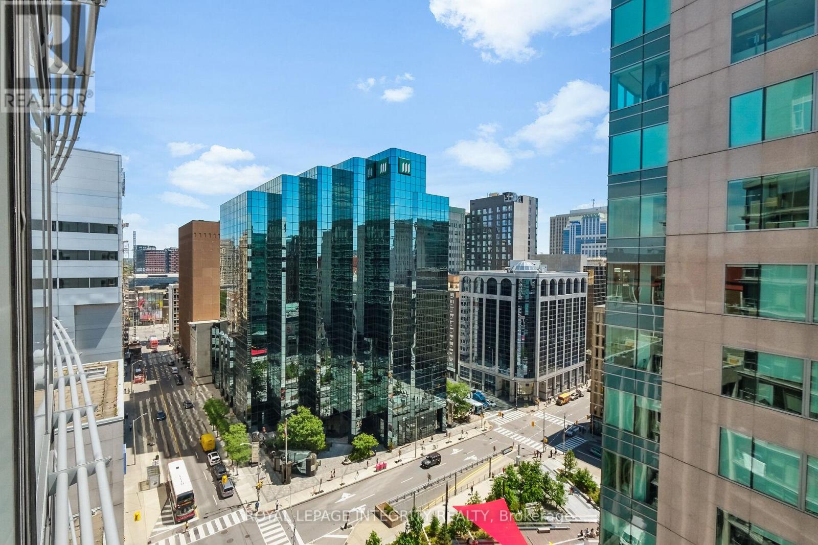 Photo 37 of 1409 101 Queen Street, Ottawa ON