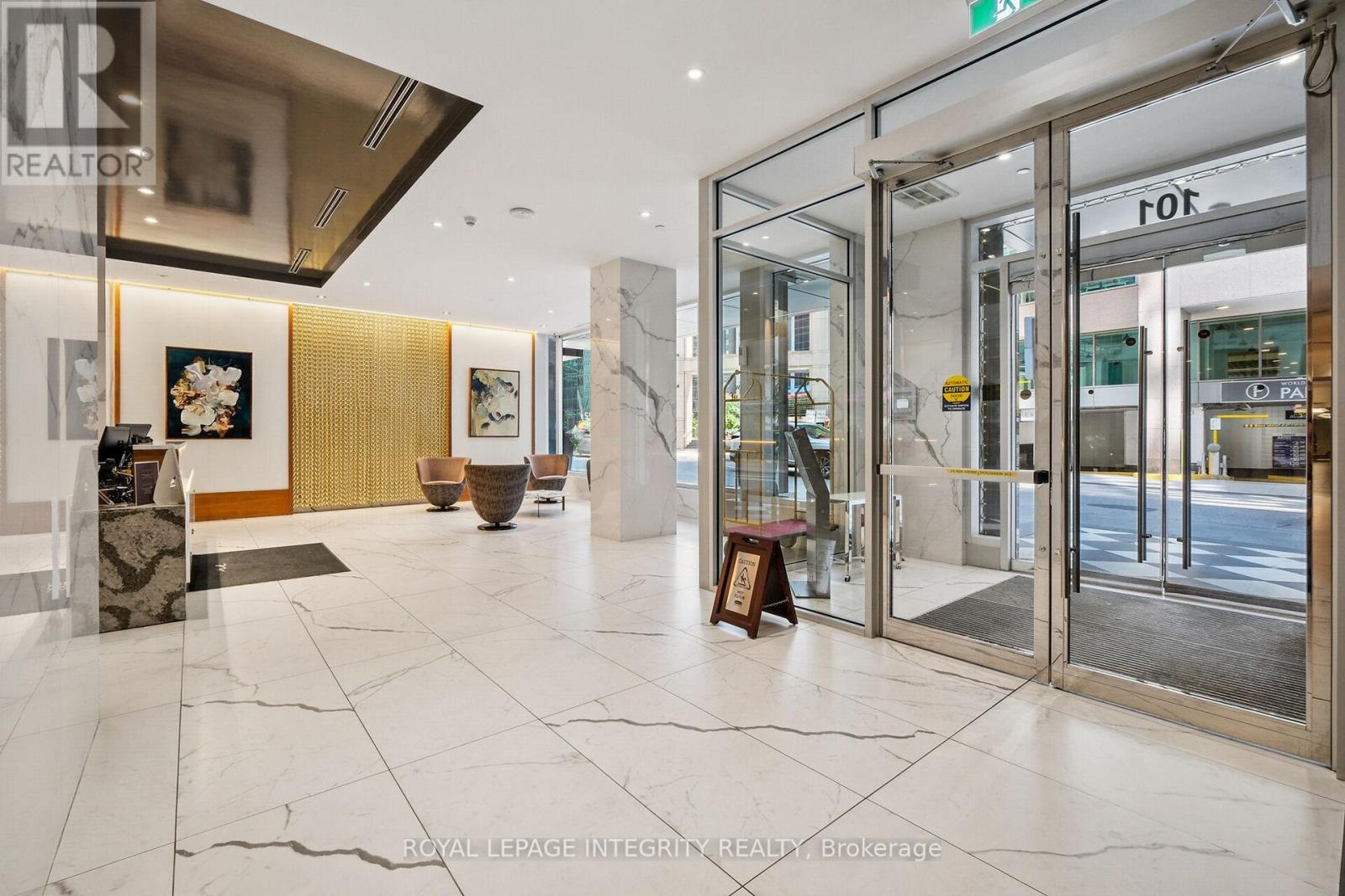 Photo 7 of 1409 101 Queen Street, Ottawa ON