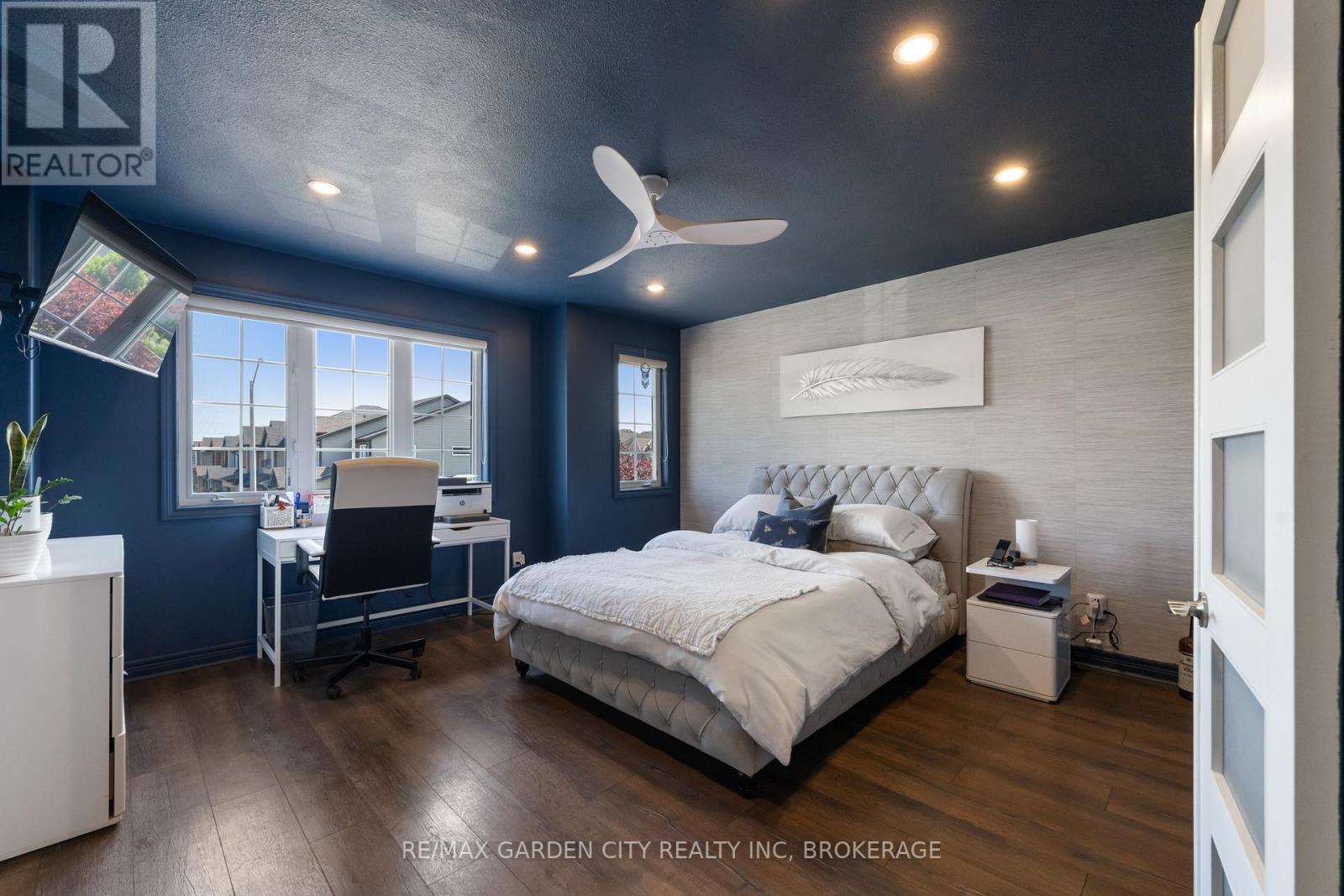 Photo 14 of 6456 Armelina Crescent, Niagara Falls ON