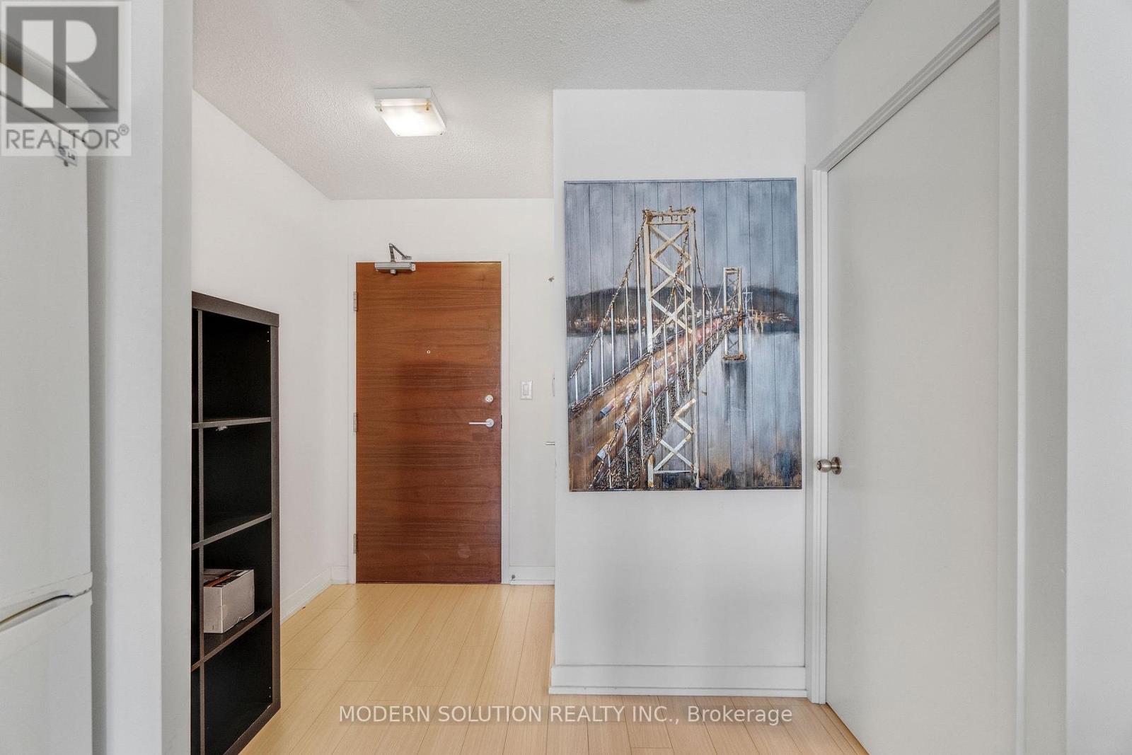 Photo 20 of 925 10 Capreol Court, Toronto ON