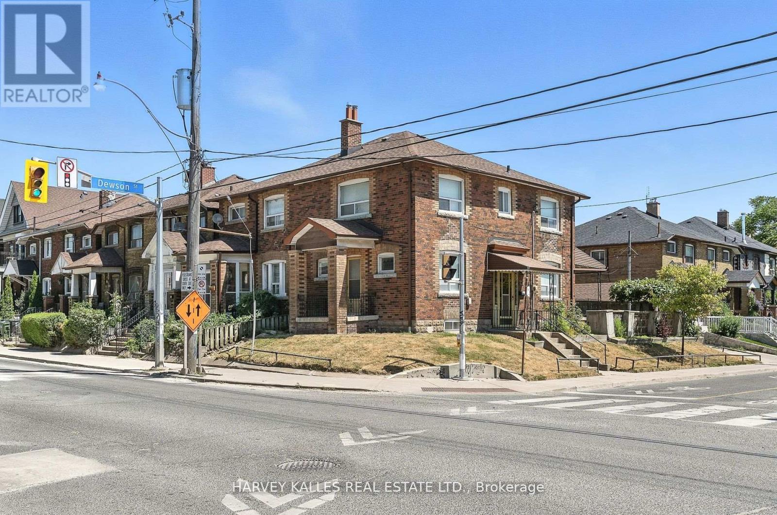 Photo 33 of 547 Ossington Avenue, Toronto ON
