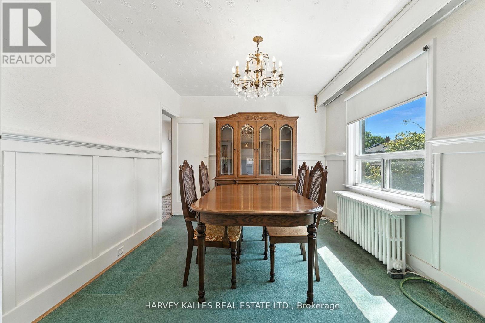 Photo 26 of 547 Ossington Avenue, Toronto ON