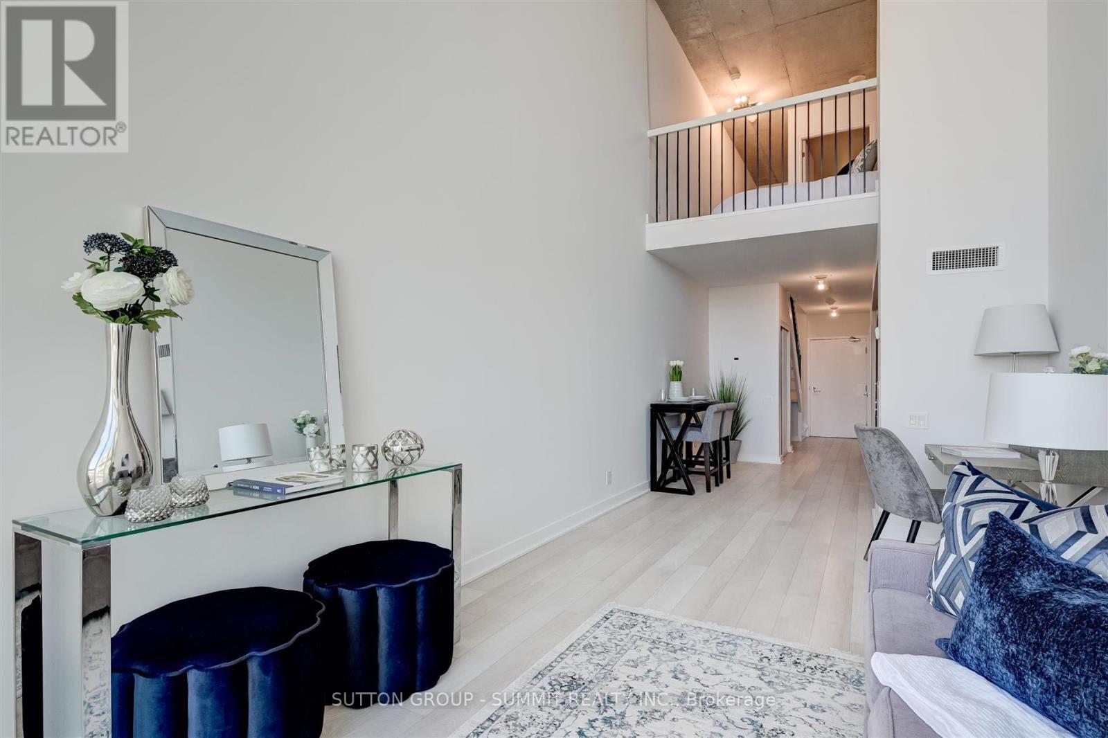 Photo 37 of 505 5 Hanna Avenue, Toronto ON