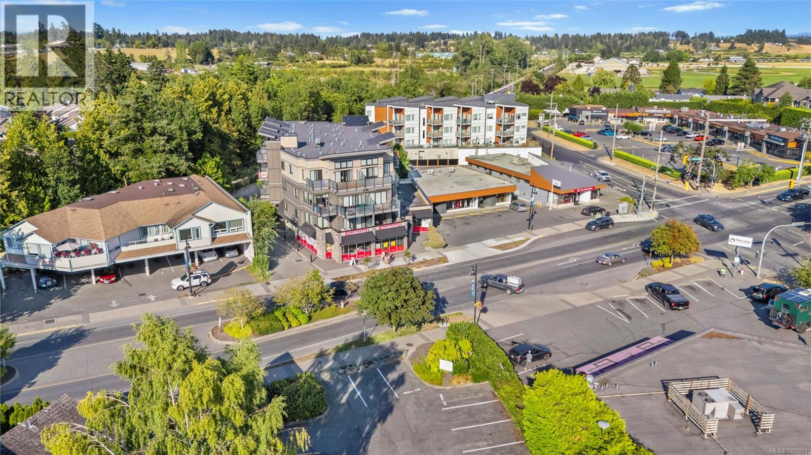 203 7111 West Saanich Rd, Central Saanich