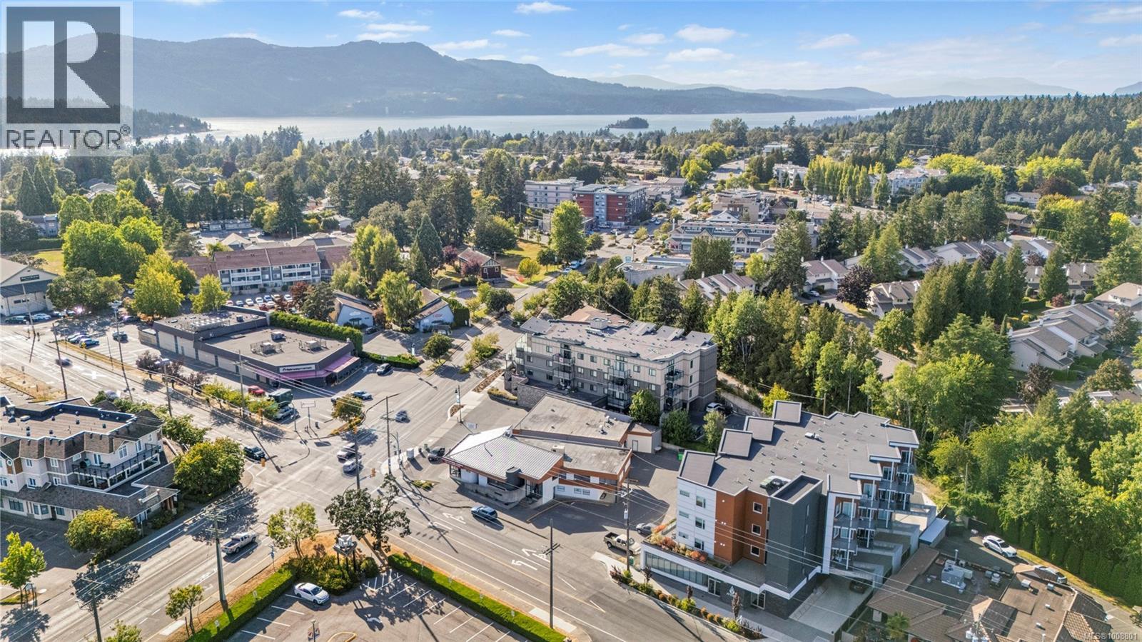 203 7111 West Saanich Rd, Central Saanich