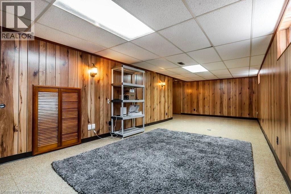 Photo 24 of 111 Castlefield Drive, Hamilton ON