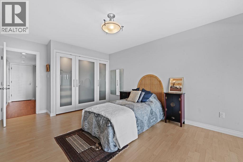 Photo 1 of 64 2212 Folkestone Way, West Vancouver BC