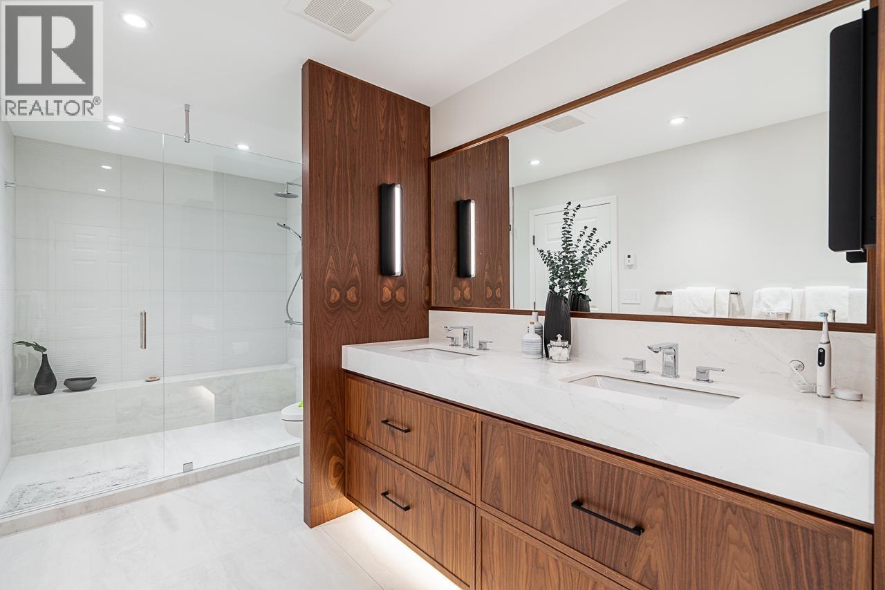 10 5130 ASHFEILD ROAD, West Vancouver