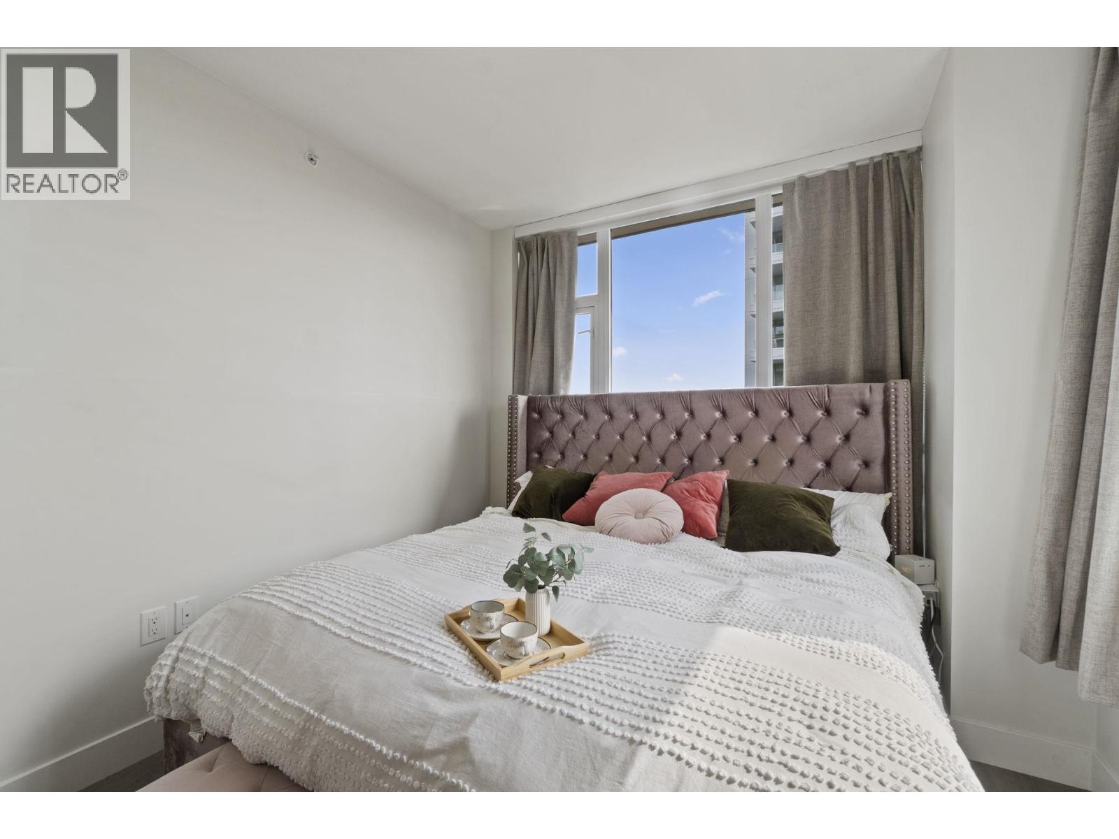 Photo 11 of 506 3451 Sawmill Crescent, Vancouver BC