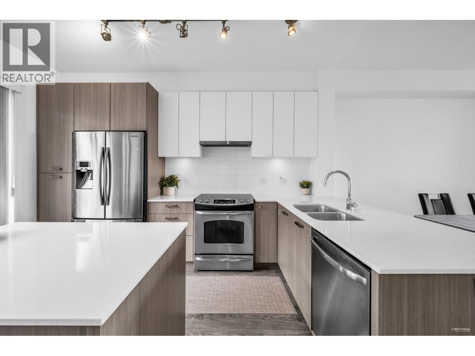 80 1320 RILEY STREET, Coquitlam