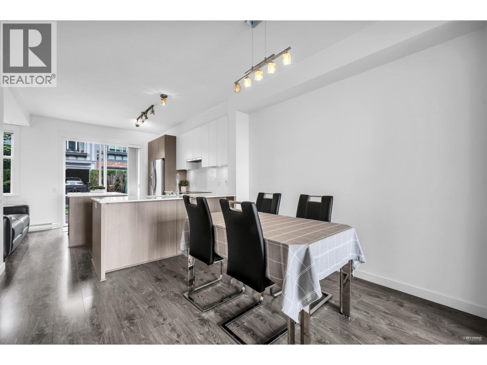 80 1320 RILEY STREET, Coquitlam