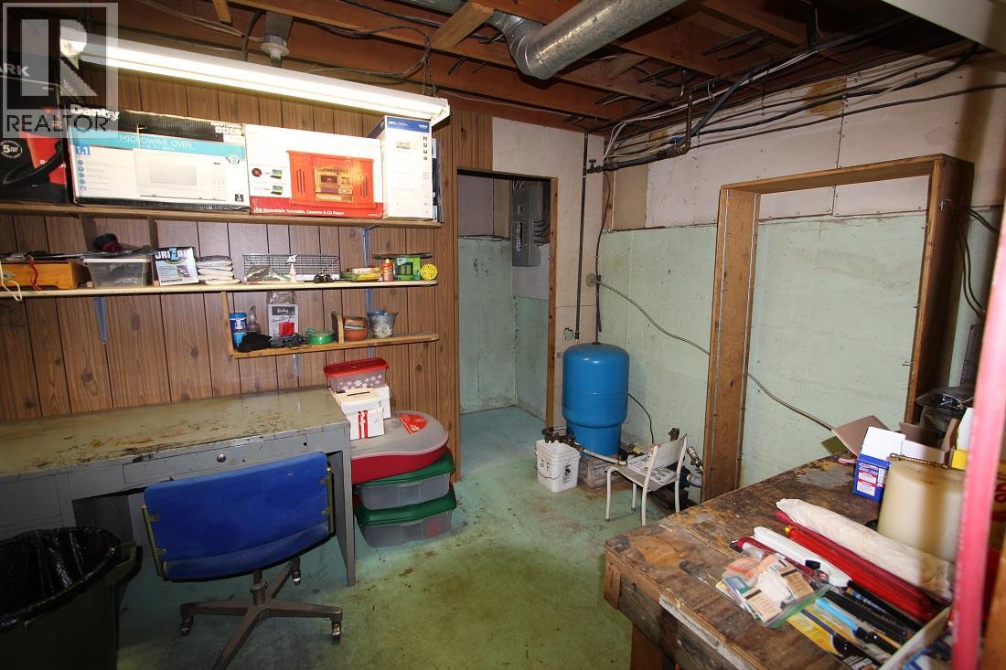  4192 Saratoga Road, Scotch Creek