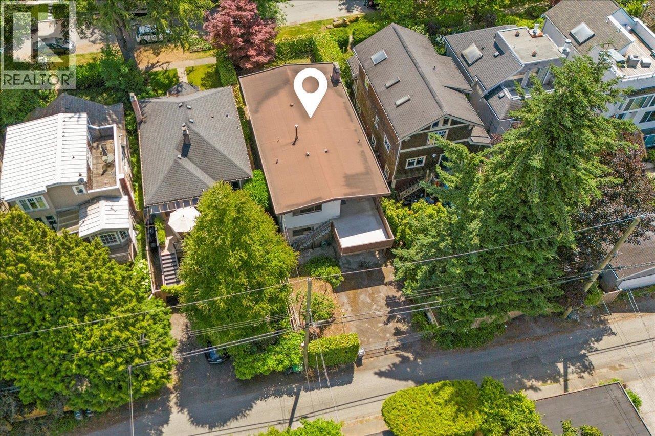 Photo 38 of 4427 W 6th Avenue, Vancouver BC