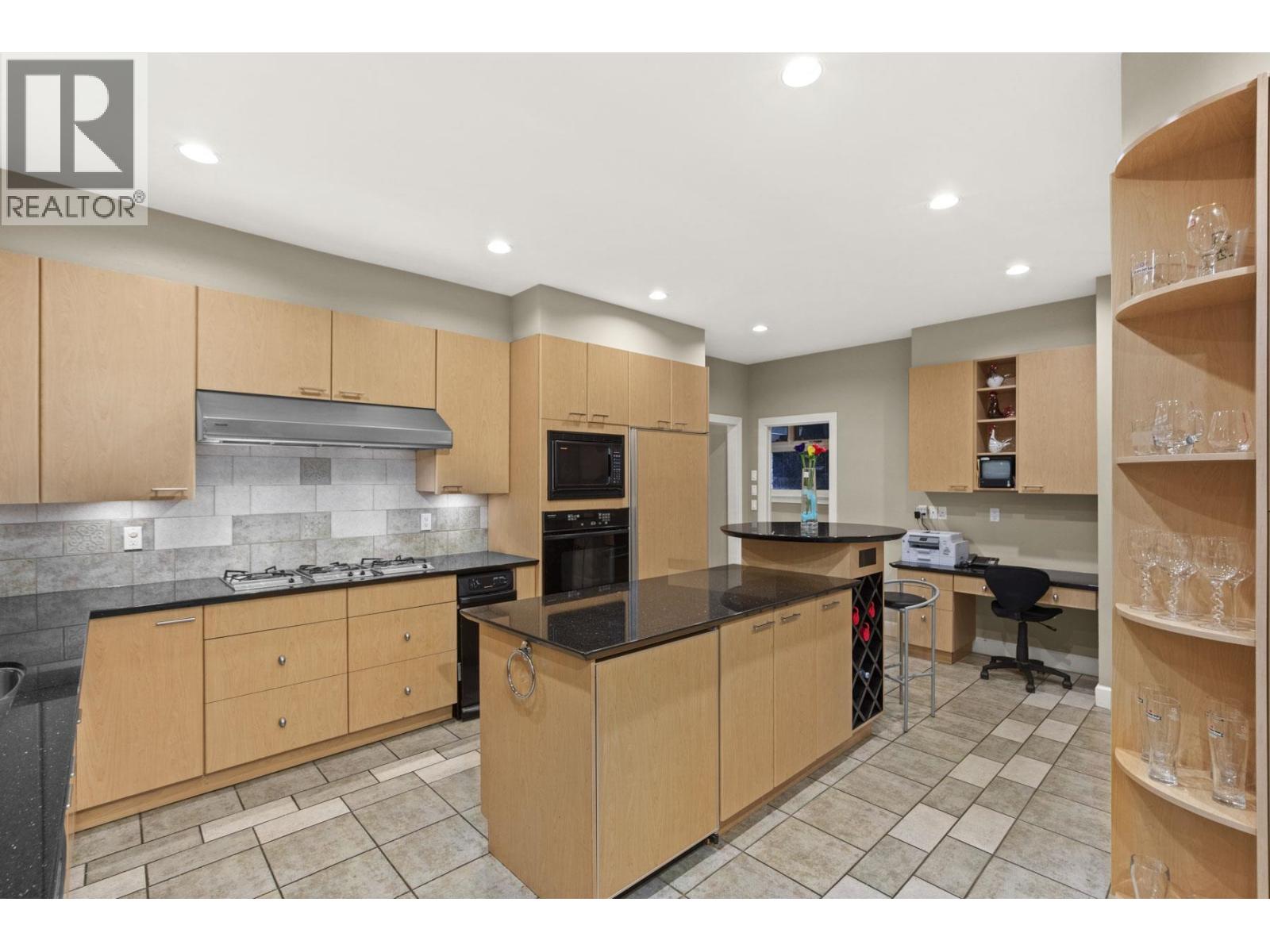 1128 CRESTLINE ROAD, West Vancouver