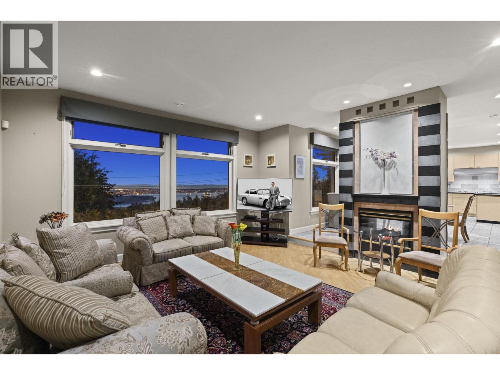 1128 CRESTLINE ROAD, West Vancouver