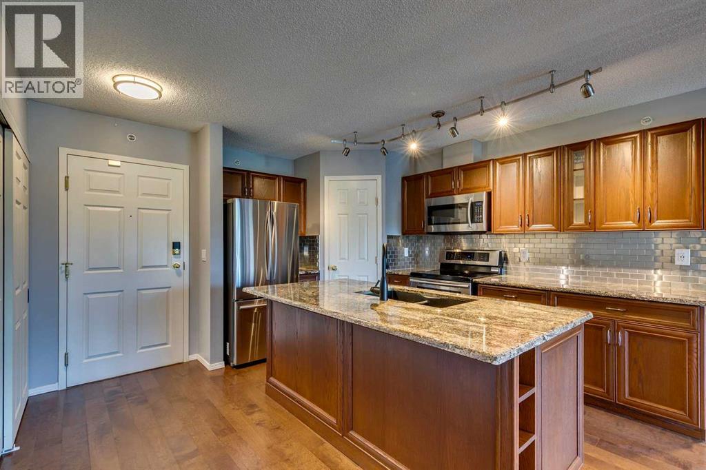 Single Family House for Sale in   Shawville Way SE Shawnessy Calgary 
