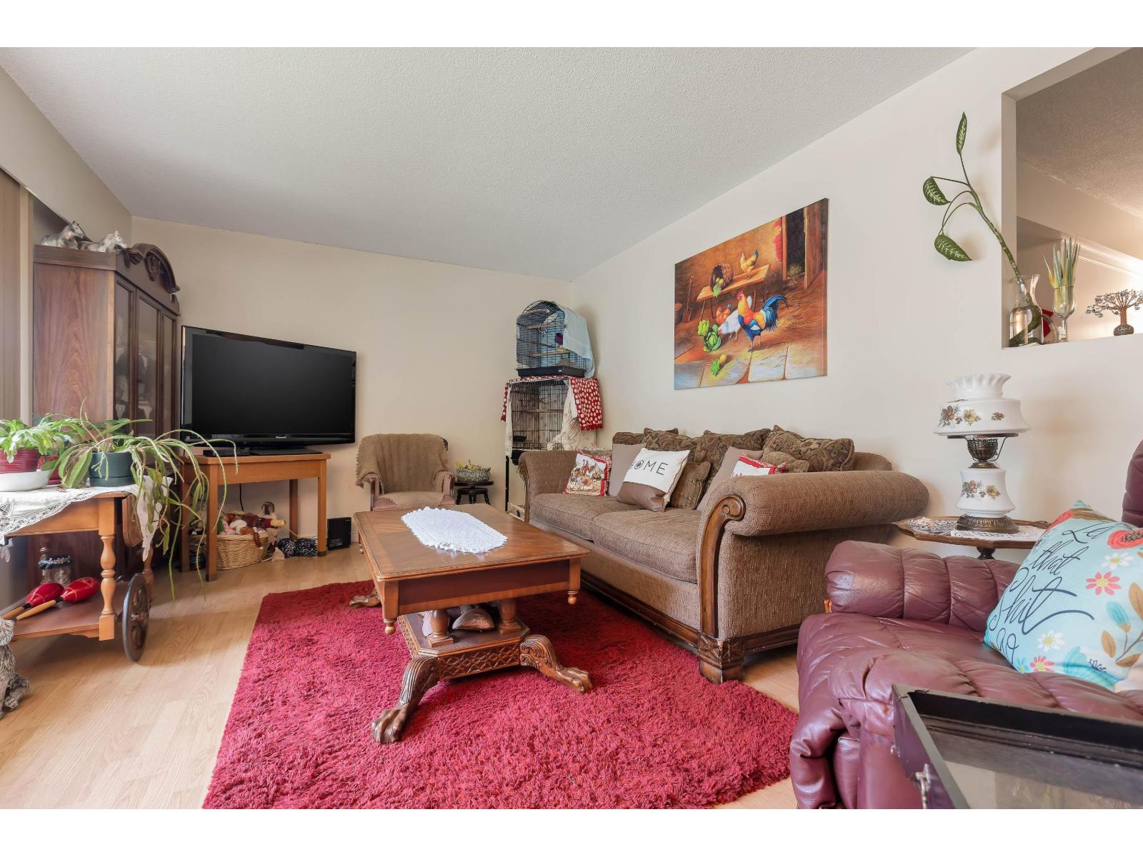 Photo 8 of 2136 Sherwood Crescent, Abbotsford BC