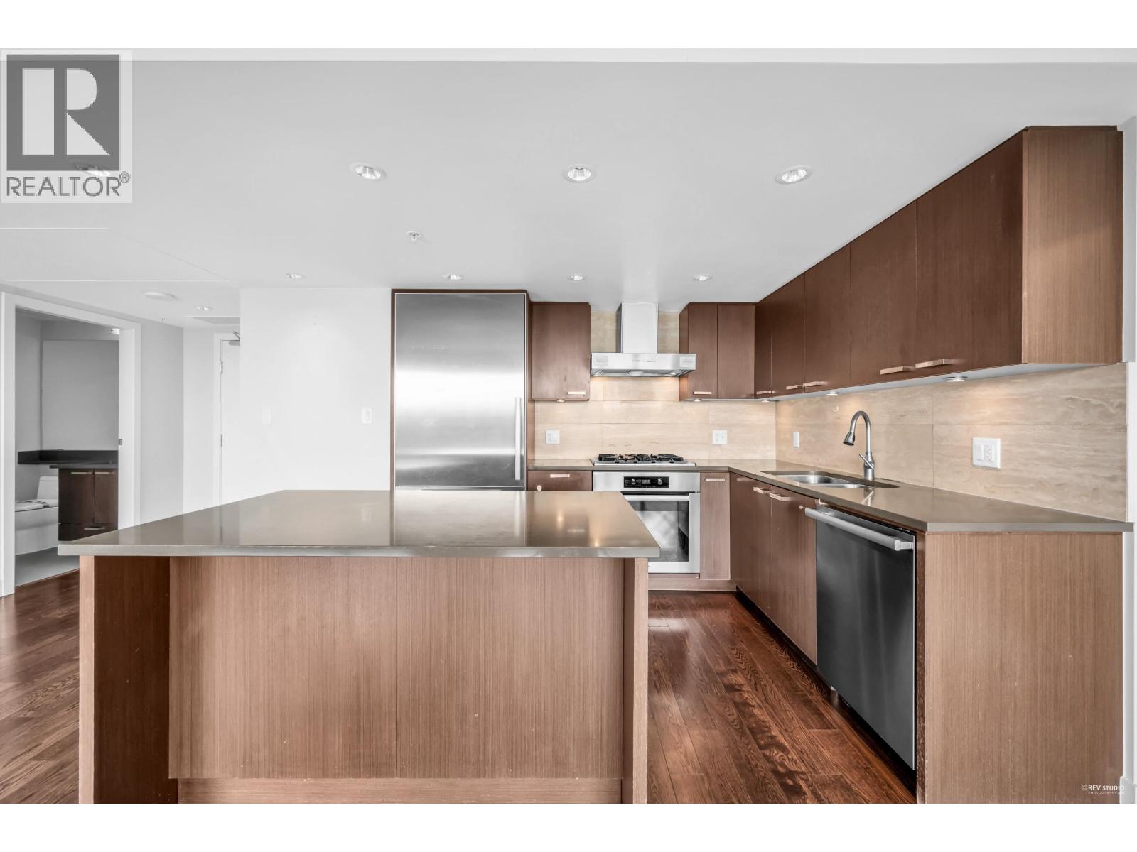 Photo 4 of 1505 7117 Elmbridge Way, Richmond BC