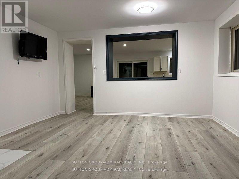 Photo 7 of 148 Melrose Avenue, Wasaga Beach ON