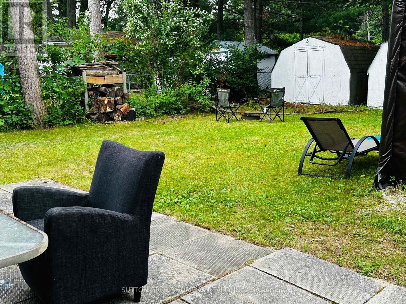 Photo 12 of 148 Melrose Avenue, Wasaga Beach ON