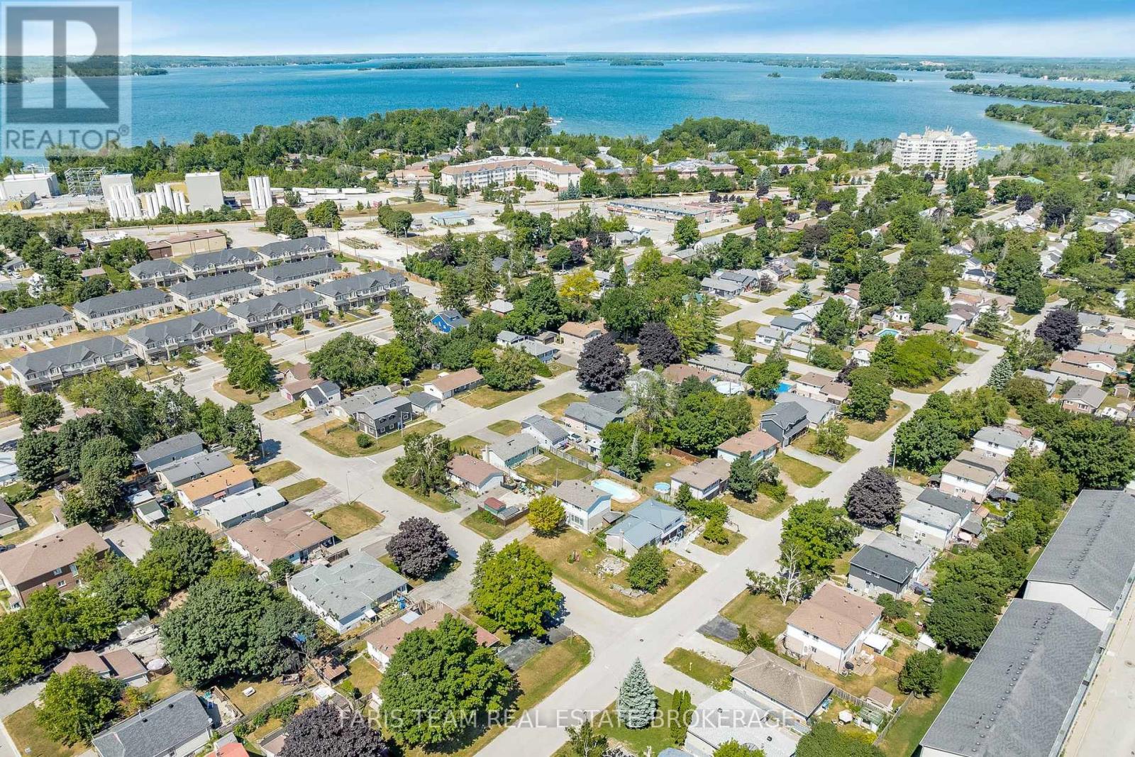 Photo 13 of 368 Leslie Avenue, Orillia ON