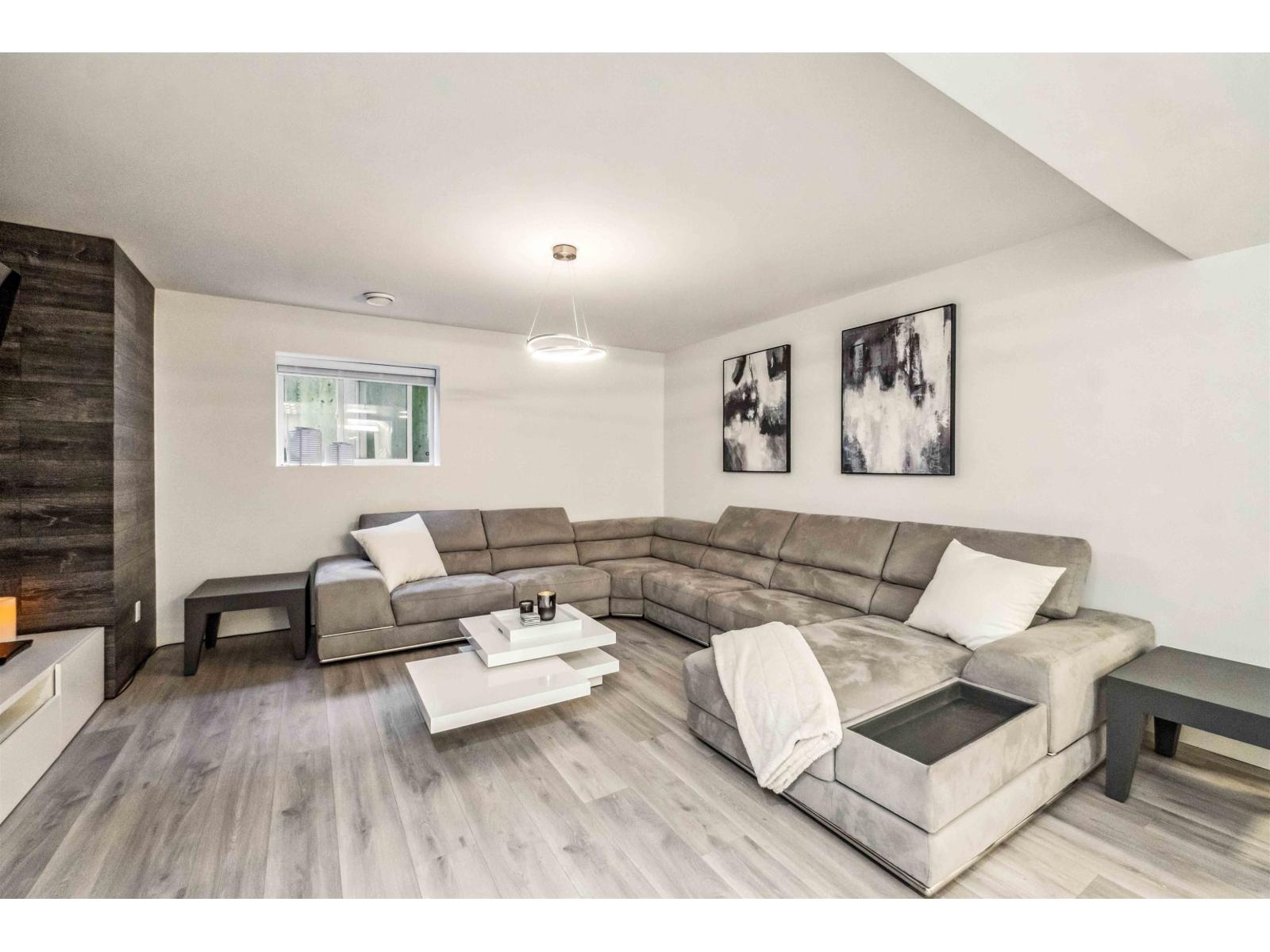 Photo 12 of 21 21267 83 A Avenue, Langley BC