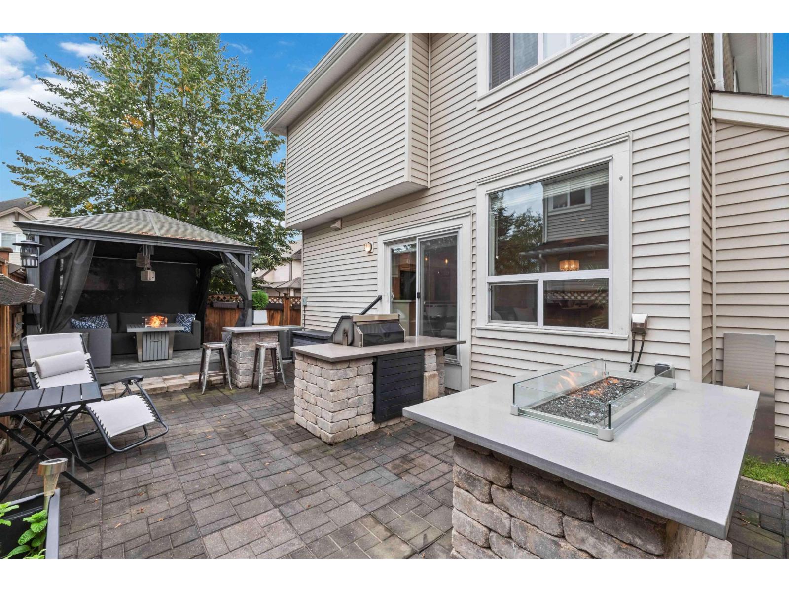 Photo 17 of 21 21267 83 A Avenue, Langley BC