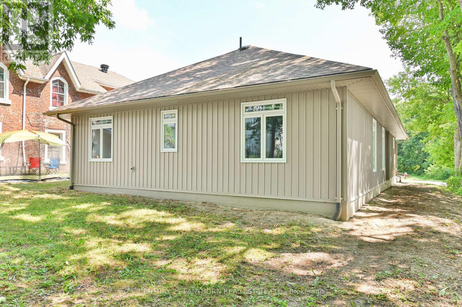 Photo 15 of 112 Rollins Street, Centre Hastings ON