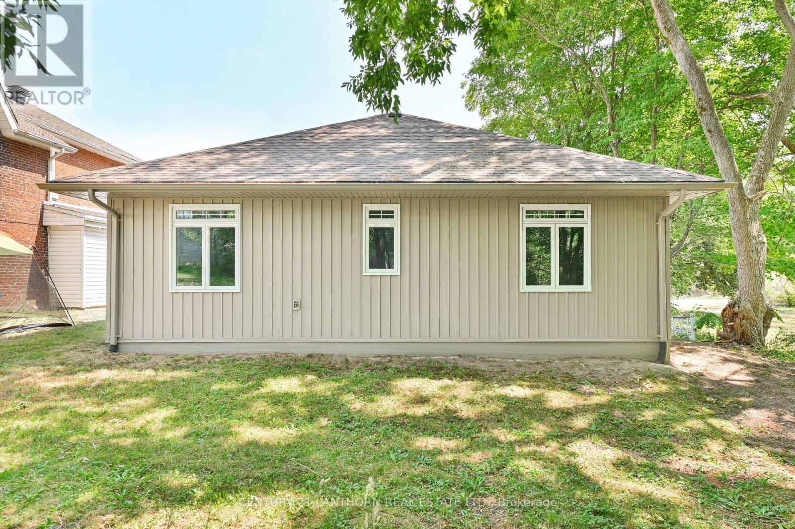 Photo 13 of 112 Rollins Street, Centre Hastings ON