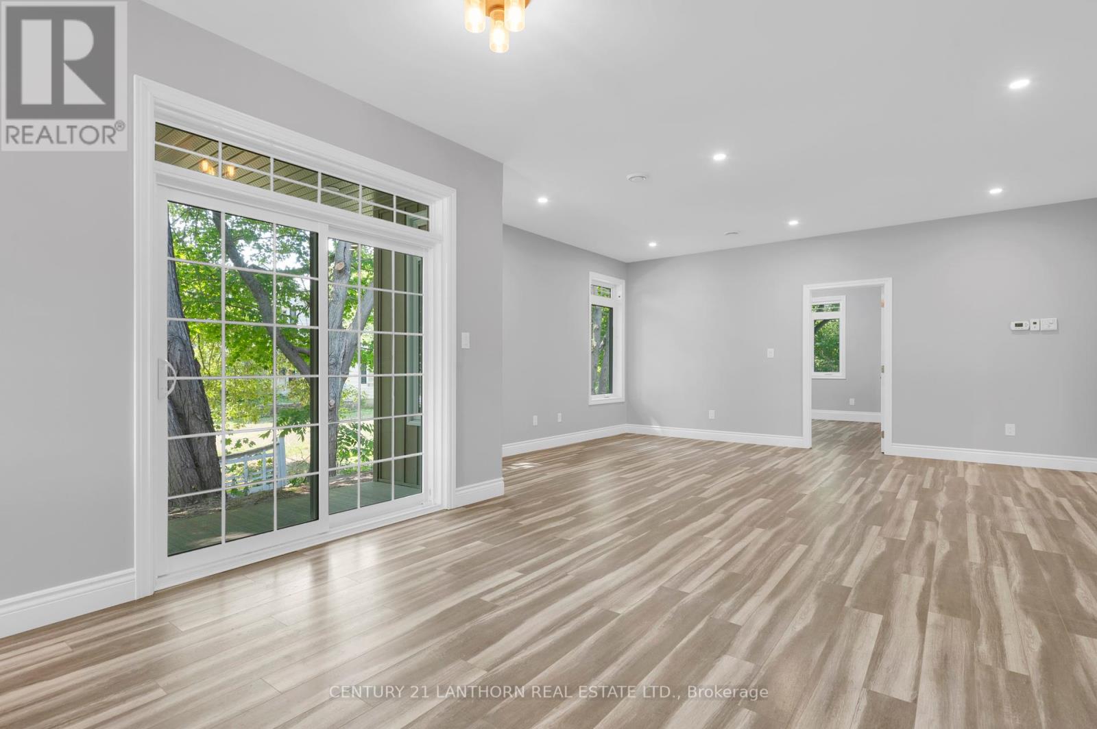 Photo 20 of 112 Rollins Street, Centre Hastings ON