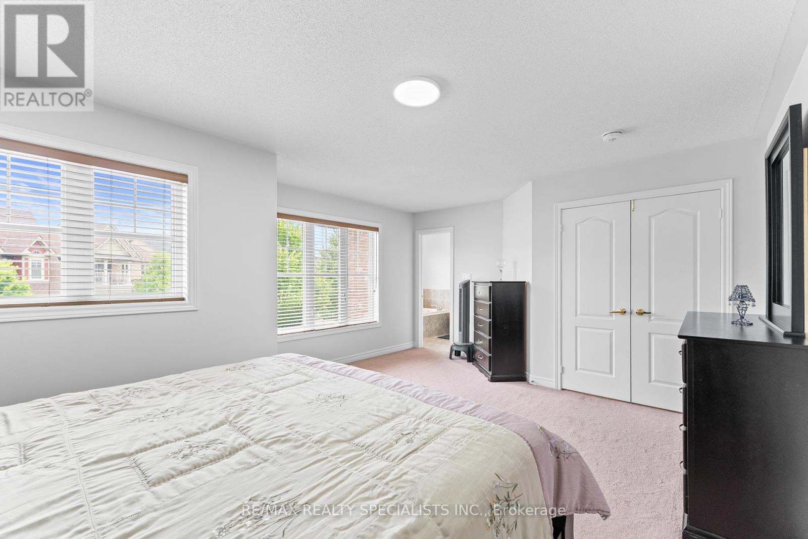 Photo 21 of 38 Stephanie Avenue, Brampton ON