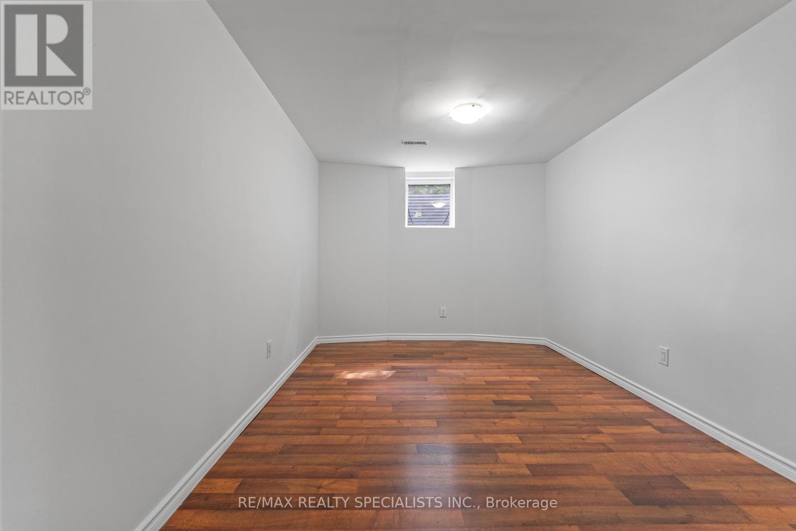 Photo 40 of 38 Stephanie Avenue, Brampton ON