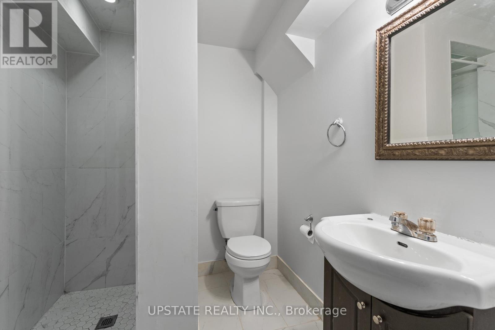 Photo 42 of 38 Stephanie Avenue, Brampton ON